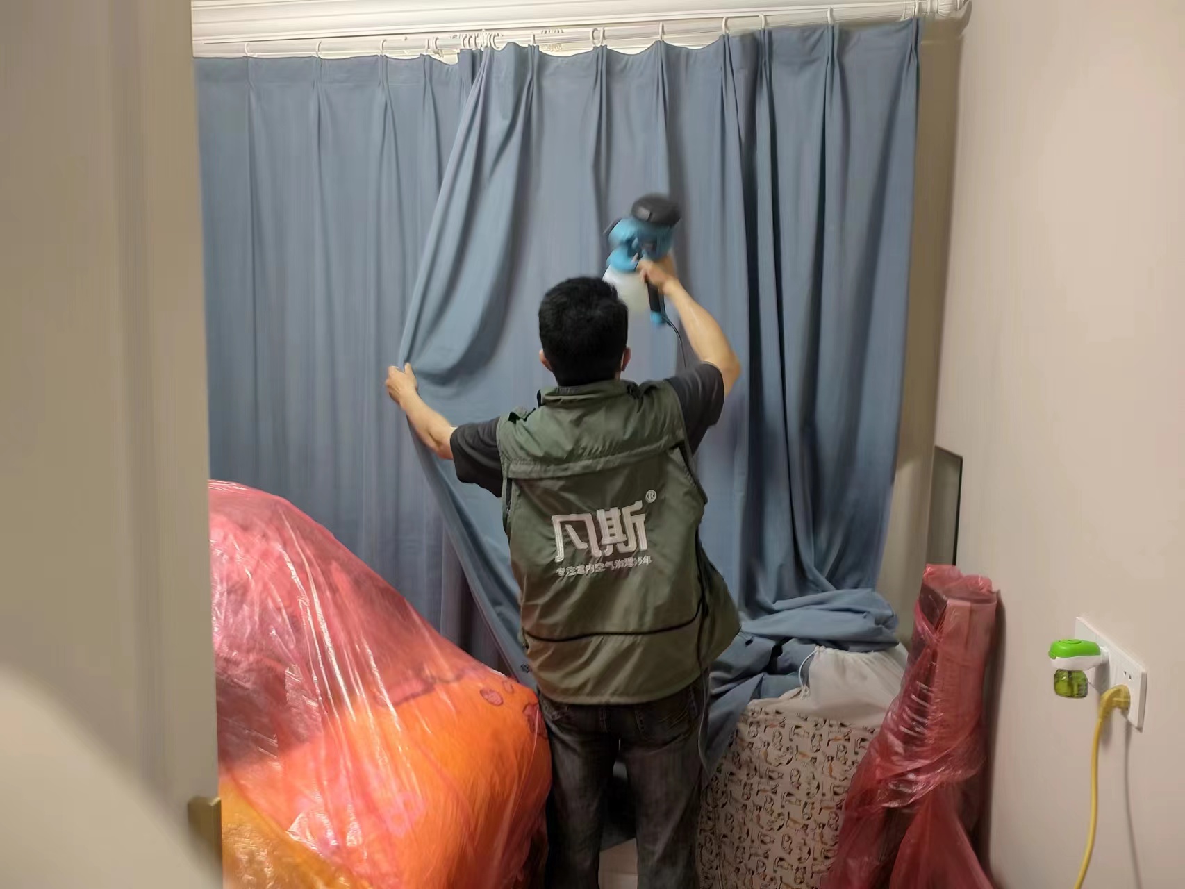 如何選擇全屋定制的板材，才能讓室內(nèi)甲醛含量最低